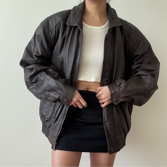Members Only Vintage Chocolate Leather Bomber Jacket - Picture 2 of 8